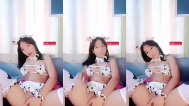 bokep Abg Elsha Imut Cosplay Sexy Colmek pamer toket bulat poster