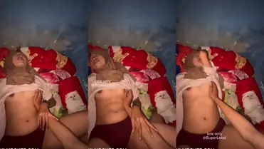 Bokep Hijab mesum Lagi Sange Banget poster