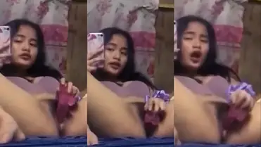 Bokep Indo ABG Colmek Nagih Dildo Panjang poster