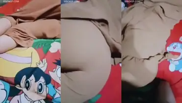 Bokep Indo doggy style Tante Hijabers body semok montok poster
