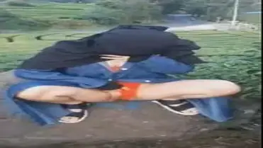 Ciwidey Bercadar Ngapain Di Kebun Teh poster