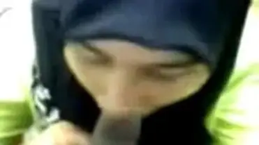 Isapan Telaten Ukhti Hijab Di Kamar Sepi poster
