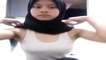 Malam Jumat Cewek Jilbab Mulus Cantik Sange poster