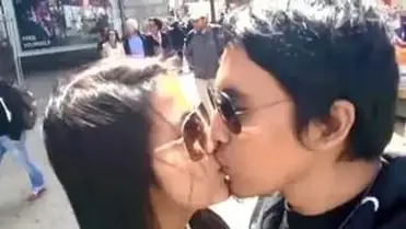 Momen Liburan Romantis Sejoli Di London poster