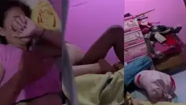 Ponakan Lagi Tidur Kaget Om Masuk Kamar poster