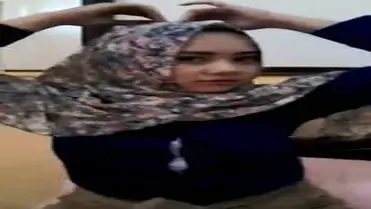 Tante Sosialita Jilbab Selingkuh Baju Biru poster